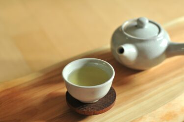 緑茶を飲むだけでダイエットができる？？実は健康効果も大きく口臭予防にもなる！